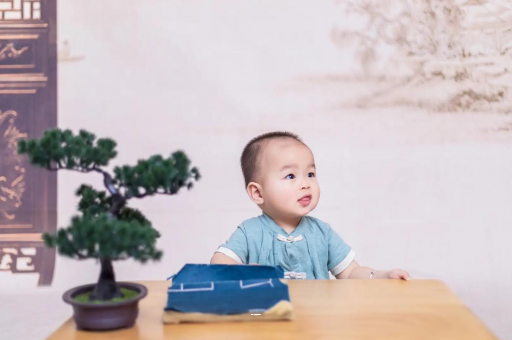 赤峰宝宝6个月可以坐吗 赤峰宝宝6个月可以坐吗